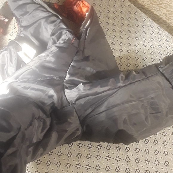 Pink Platinum rose and line bold color snow suit - Picture 15 of 16